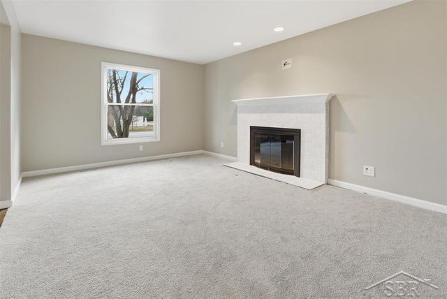 108 W Chapel Lane, Midland, MI 48640