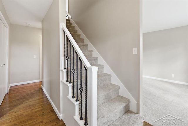 108 W Chapel Lane, Midland, MI 48640