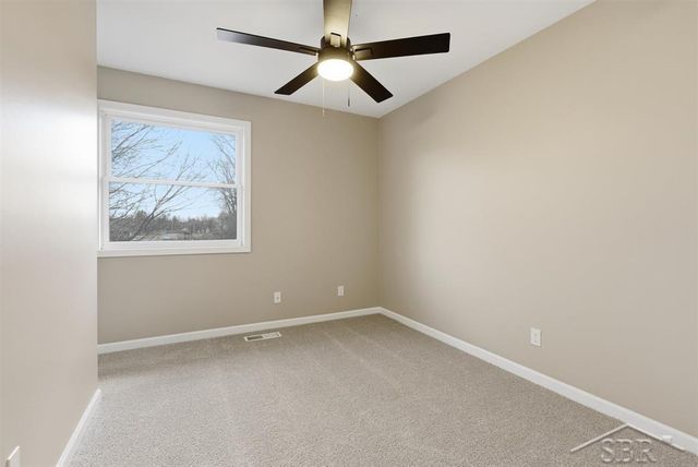 108 W Chapel Lane, Midland, MI 48640