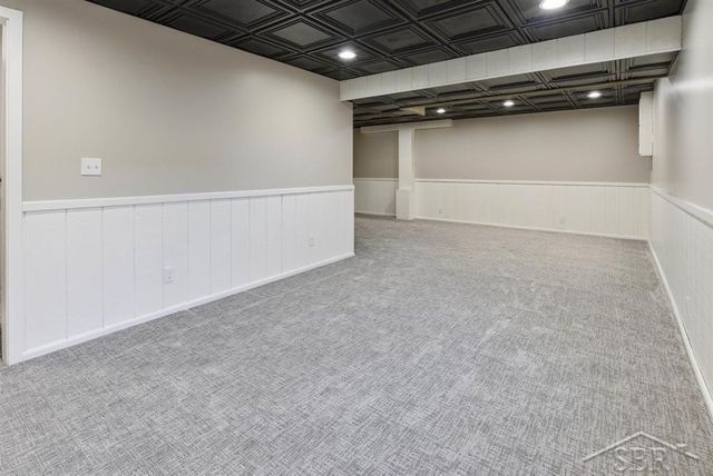 108 W Chapel Lane, Midland, MI 48640