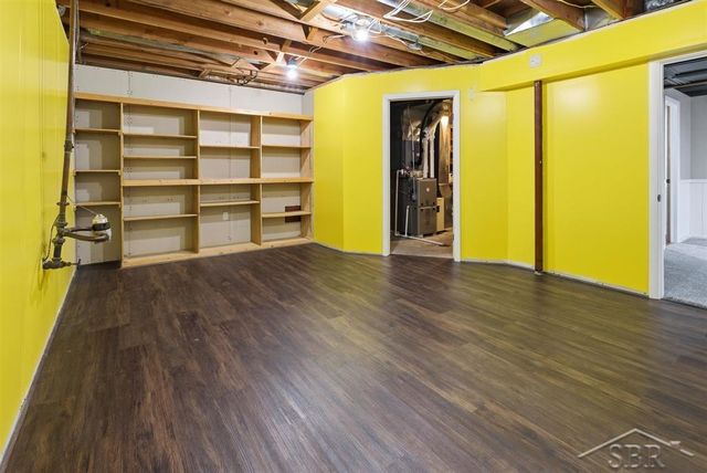 108 W Chapel Lane, Midland, MI 48640