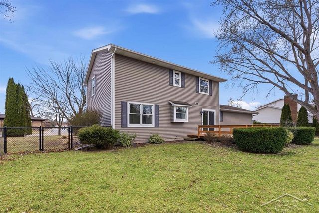 108 W Chapel Lane, Midland, MI 48640