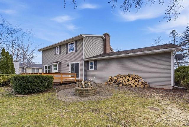 108 W Chapel Lane, Midland, MI 48640