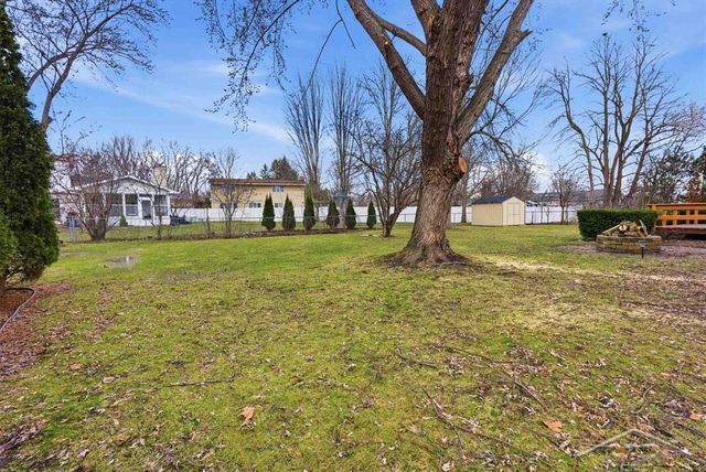 108 W Chapel Lane, Midland, MI 48640