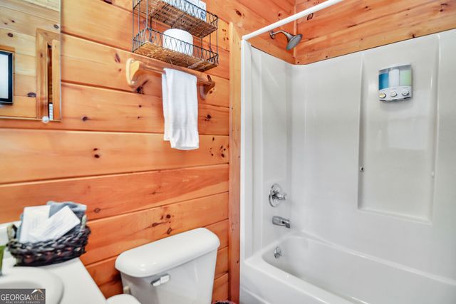 4057 Whitepath Road, Ellijay, GA 30540