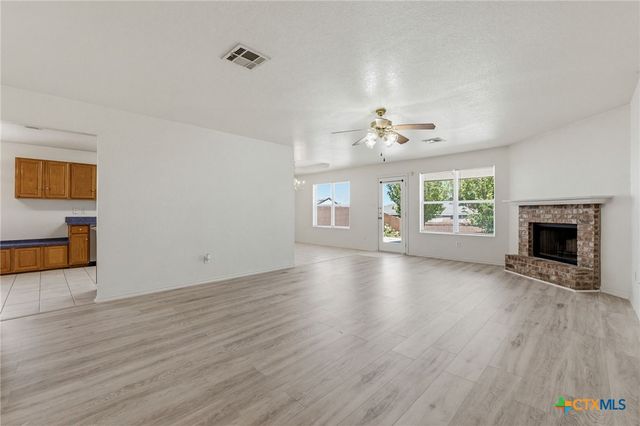 5206 Holster Drive, Killeen, TX 76549