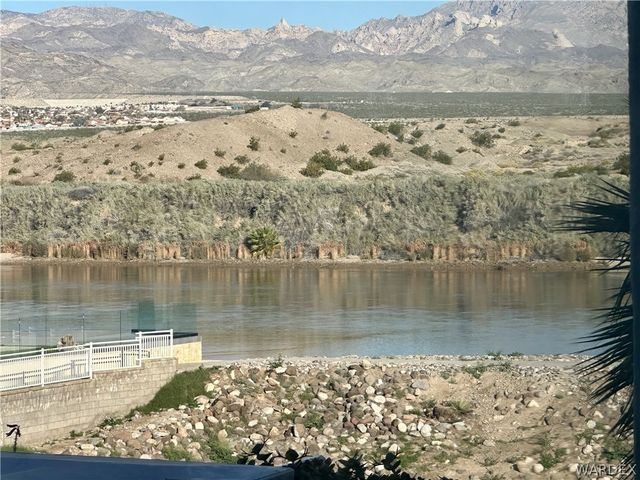 1800 Clubhouse Drive 18, Bullhead City, AZ 86442