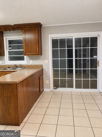 107 Princeton Road, Warner Robins, GA 31093