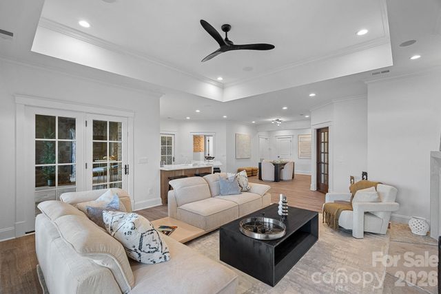 101 S Longfellow Lane, Mooresville, NC 28117