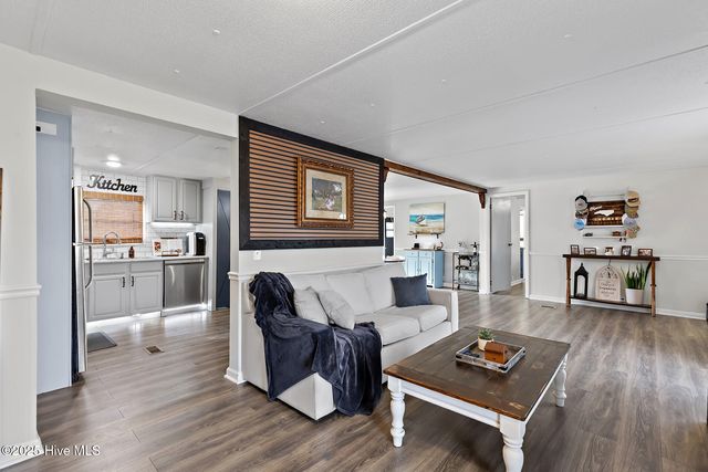 9810 Wayne Street NE, Leland, NC 28451