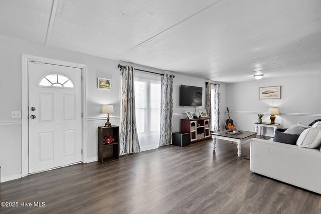 9810 Wayne Street NE, Leland, NC 28451