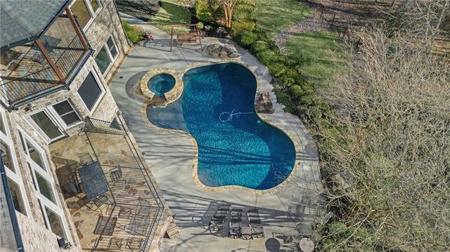 5871 Yoshino Cherry Lane, Braselton, GA 30517