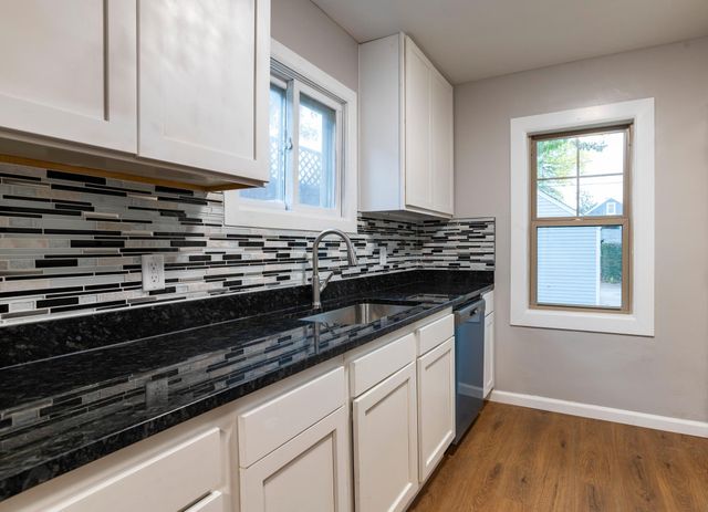 3355 Upton Avenue N, Minneapolis, MN 55412