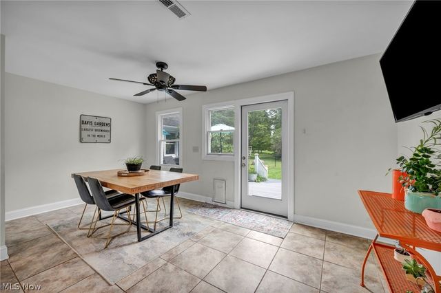 9773 Broadway Drive, Chagrin Falls, OH 44023