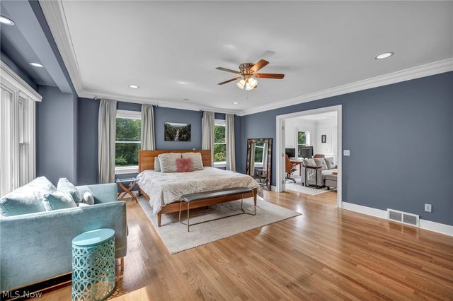 9773 Broadway Drive, Chagrin Falls, OH 44023
