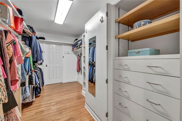 9773 Broadway Drive, Chagrin Falls, OH 44023