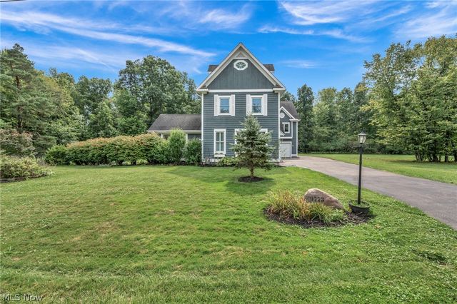 9773 Broadway Drive, Chagrin Falls, OH 44023