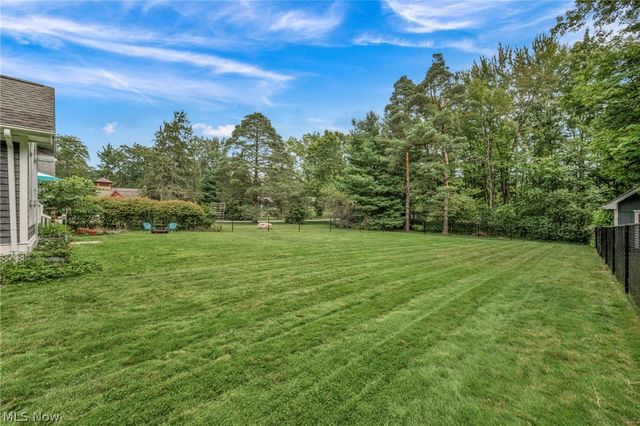 9773 Broadway Drive, Chagrin Falls, OH 44023