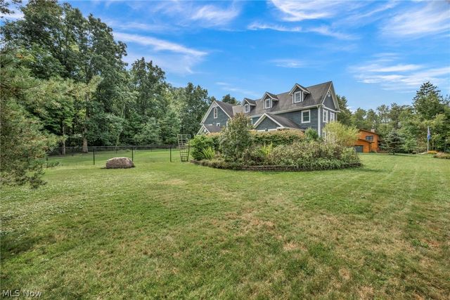 9773 Broadway Drive, Chagrin Falls, OH 44023