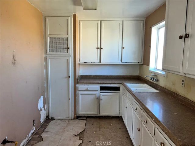 1151 Flora, Barstow, CA 92311