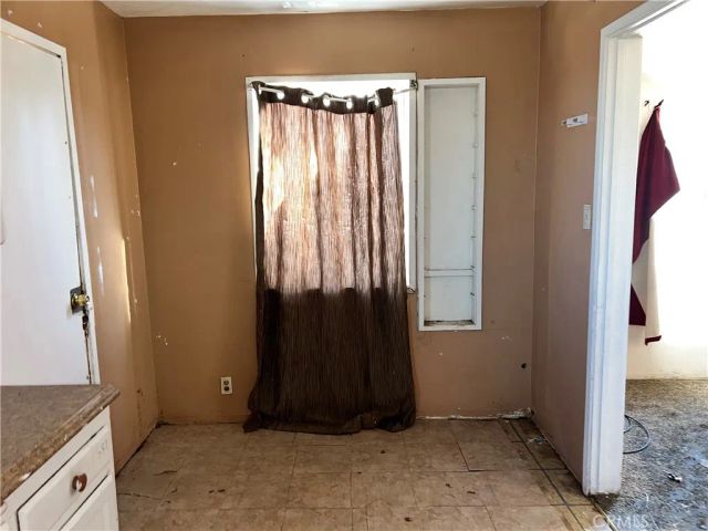 1151 Flora, Barstow, CA 92311