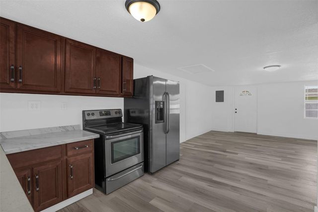 1460 MARVIN C ZANDERS AVENUE A, Apopka, FL 32703