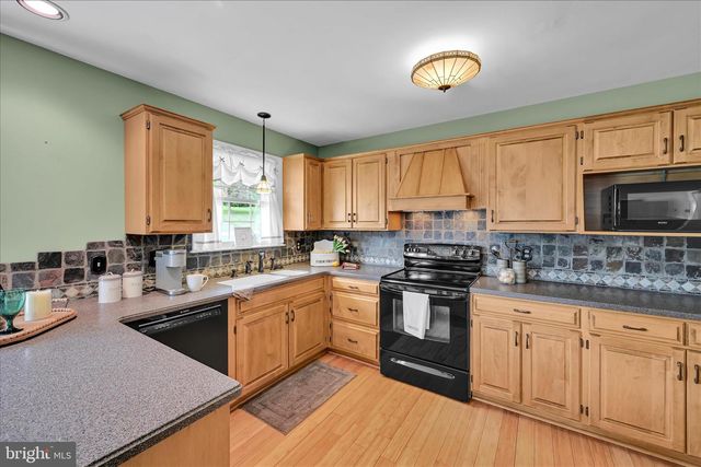 217 SEIDEL ST, Reading, PA 19606