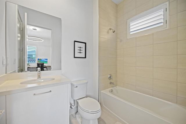 10466 SW 57th Court, Cooper City, FL 33328
