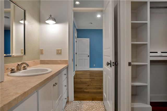 2375 E Farr Lane, Fayetteville, AR 72703