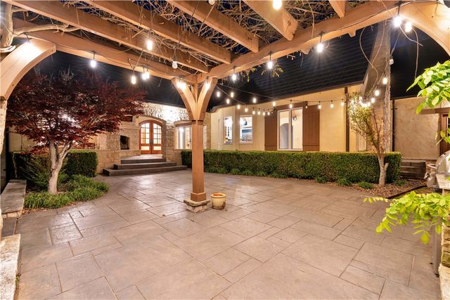 2375 E Farr Lane, Fayetteville, AR 72703