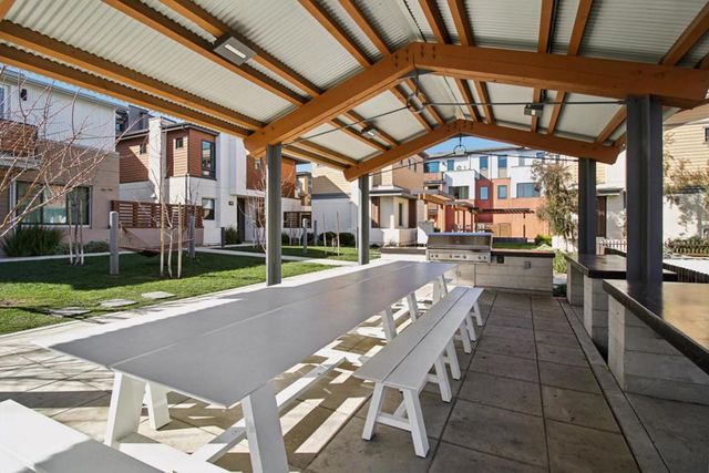 15040 Briggs Court, Los Gatos, CA 95032