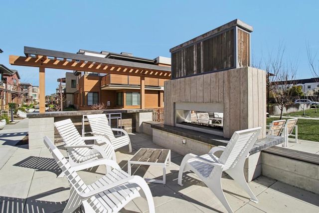 15040 Briggs Court, Los Gatos, CA 95032