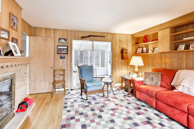 156 High Holborn, Lake Forest, IL 60045