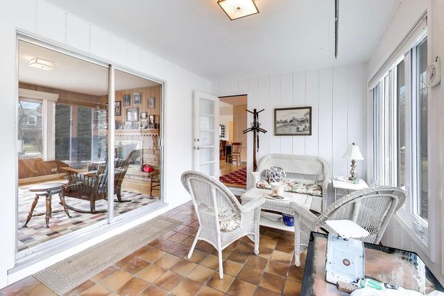 156 High Holborn, Lake Forest, IL 60045