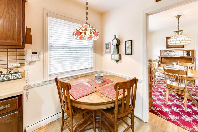 156 High Holborn, Lake Forest, IL 60045