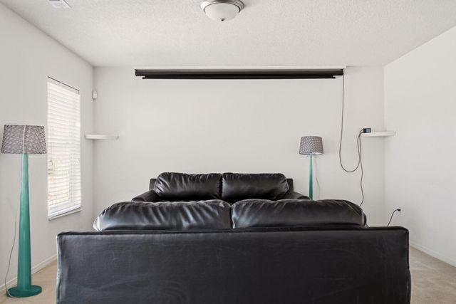 2116 Hermosa Creek Drive SW, Albuquerque, NM 87121