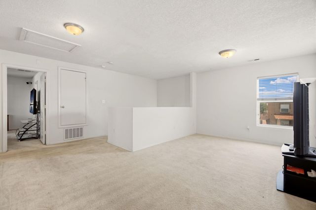 2116 Hermosa Creek Drive SW, Albuquerque, NM 87121