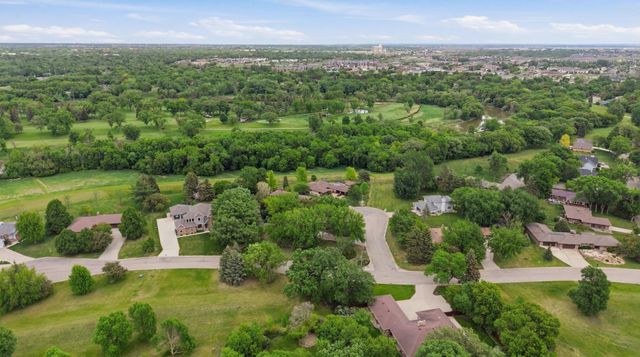 3514 Riverview Circle, Moorhead, MN 56560