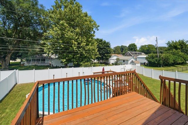 817 Jakob Lane, Evansdale, IA 50707