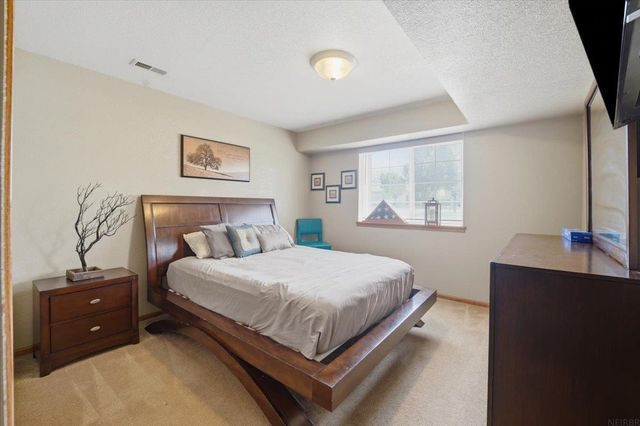 817 Jakob Lane, Evansdale, IA 50707