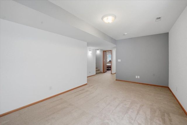 817 Jakob Lane, Evansdale, IA 50707