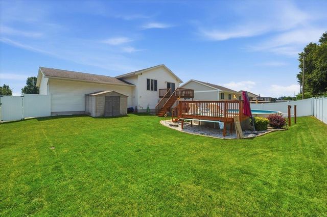 817 Jakob Lane, Evansdale, IA 50707