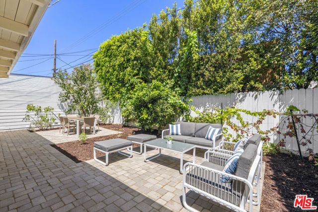 9131 Olin Street, Los Angeles, CA 90034