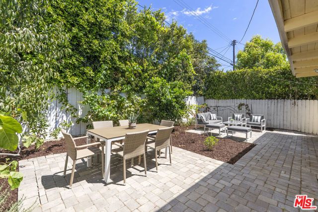 9131 Olin Street, Los Angeles, CA 90034