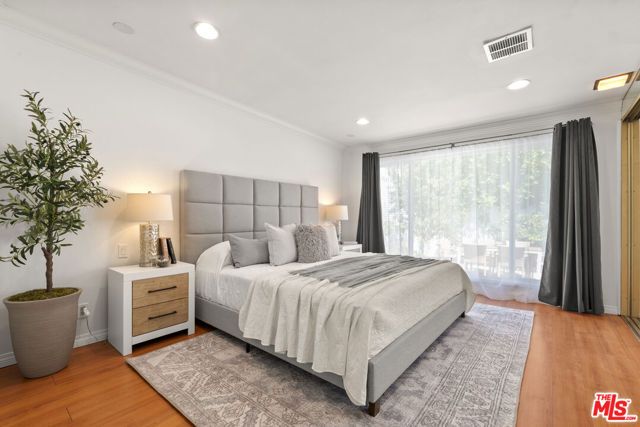 9131 Olin Street, Los Angeles, CA 90034