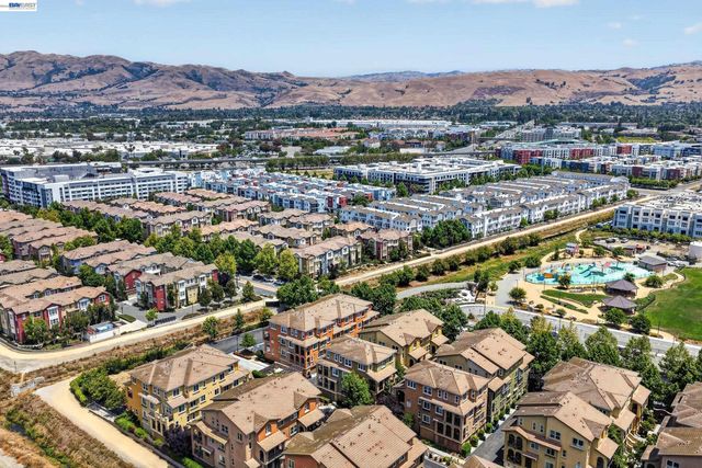 1656 Lee Way, Milpitas, CA 95035