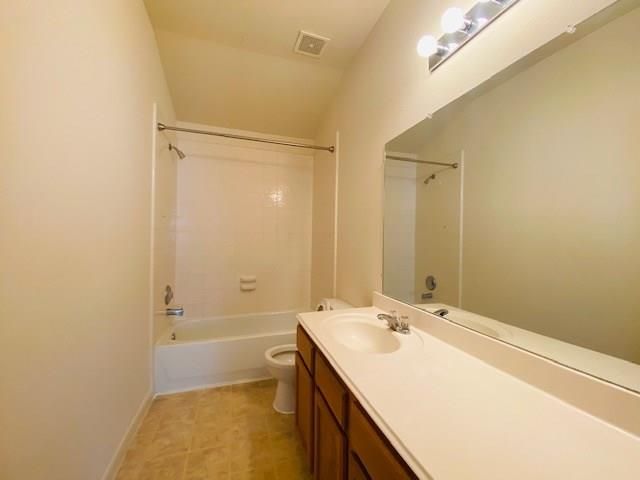 2018 Running Brook Lane, Pearland, TX 77584