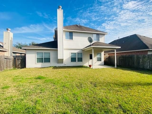 2018 Running Brook Lane, Pearland, TX 77584