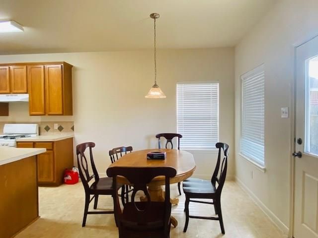 2018 Running Brook Lane, Pearland, TX 77584