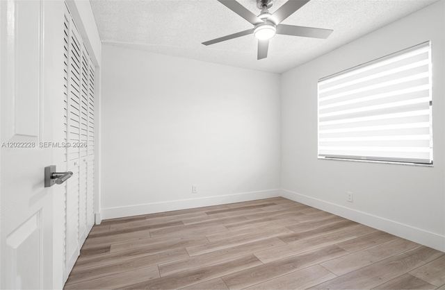 10130 Sunrise Lakes Blvd 210, Sunrise, FL 33322
